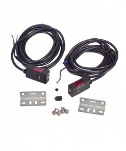 Cảm biến quang Omron E3S-AT61 2M