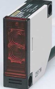 Cảm biến quang E3JK-R4M2